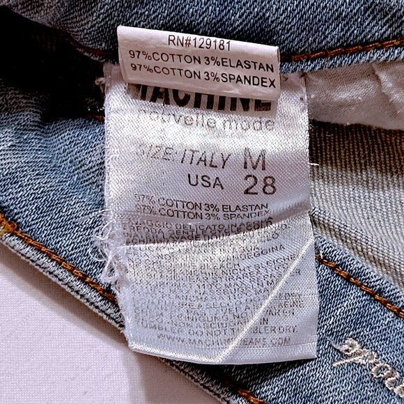 Machine Pour Neuf Mode Women's Ripped Hem Distressed Denim Jeans Shorts, Size 28 - Picture 4 of 5